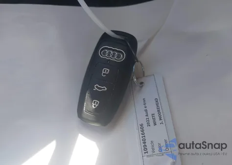 2022 Audi E-Tron Premium Plus Quattro из США, поврежденный, VIN WA1LAAGE1NB013749